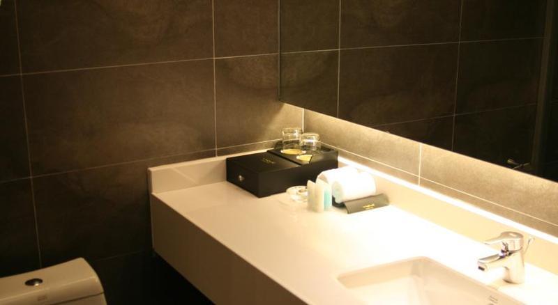 J-Hotel Canton Esterno foto